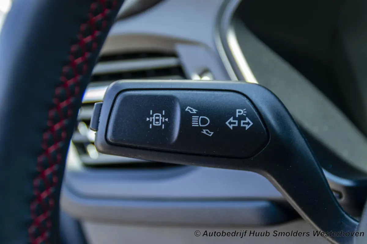 2.5 PHEV e-CVT ST-Line X