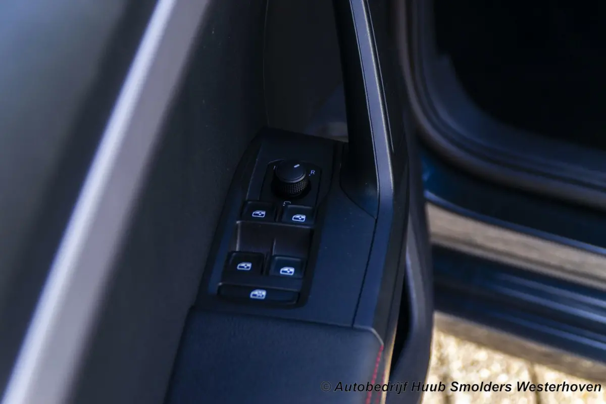 1.0 TSI FR Business Intense Plus