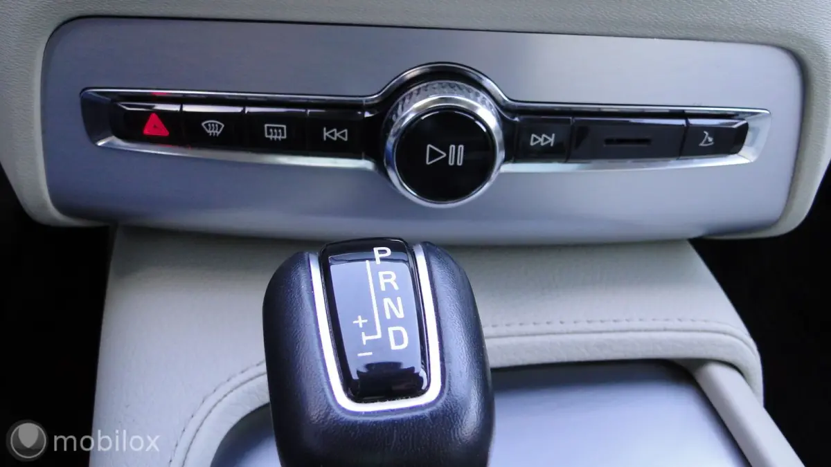 2.0 T6 AWD Momentum, 2016