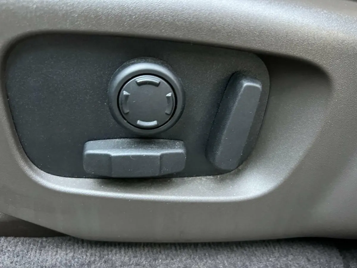 2.0 P400e SE