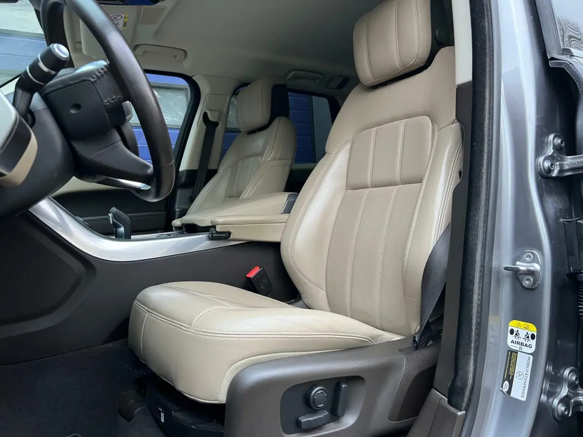 2.0 P400e SE