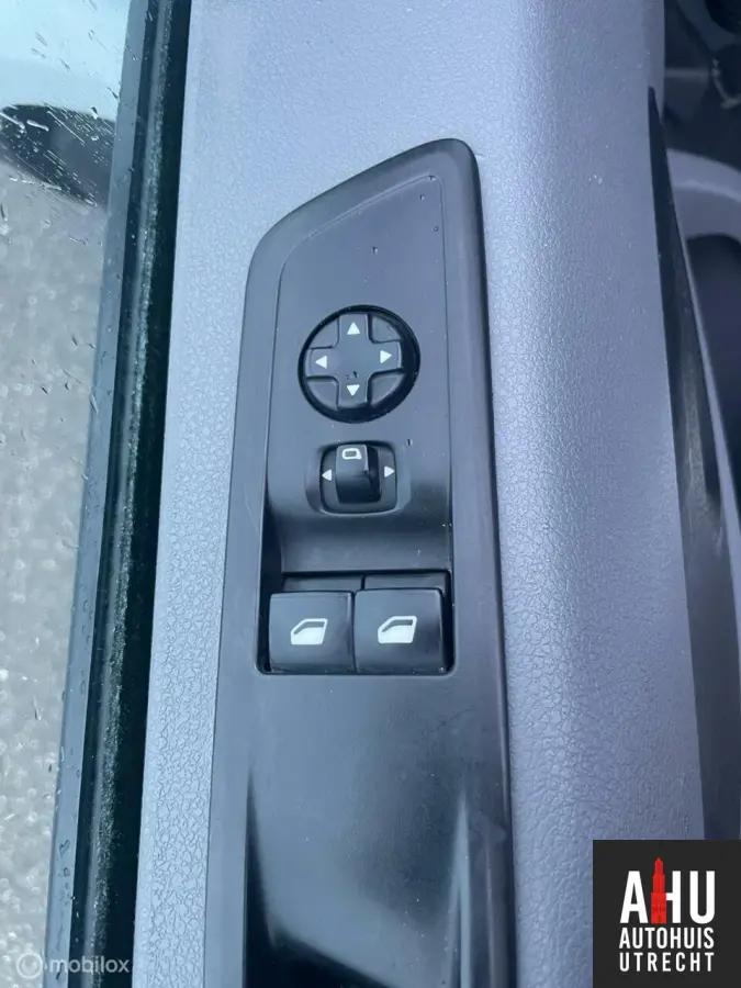 Bestel 231S 2.0 BlueHDI 120 Premium