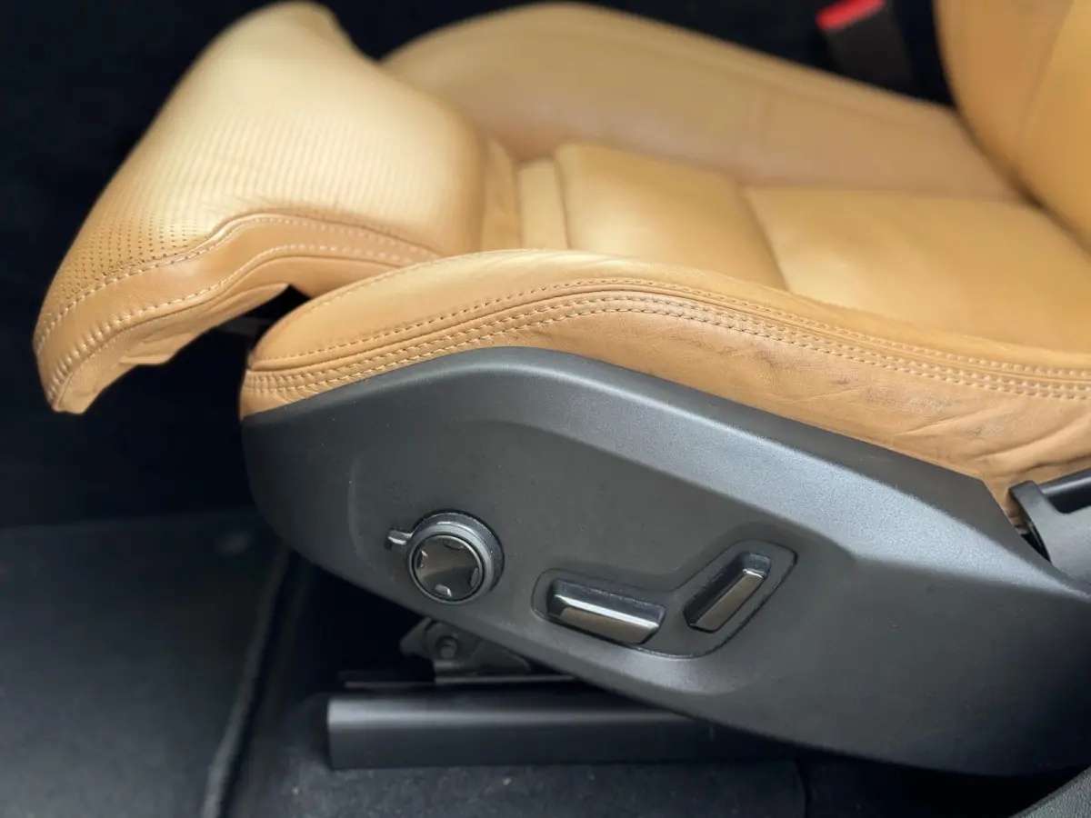 2.0 T8 Twin Engine AWD Inscription 2018 FULL NAP!