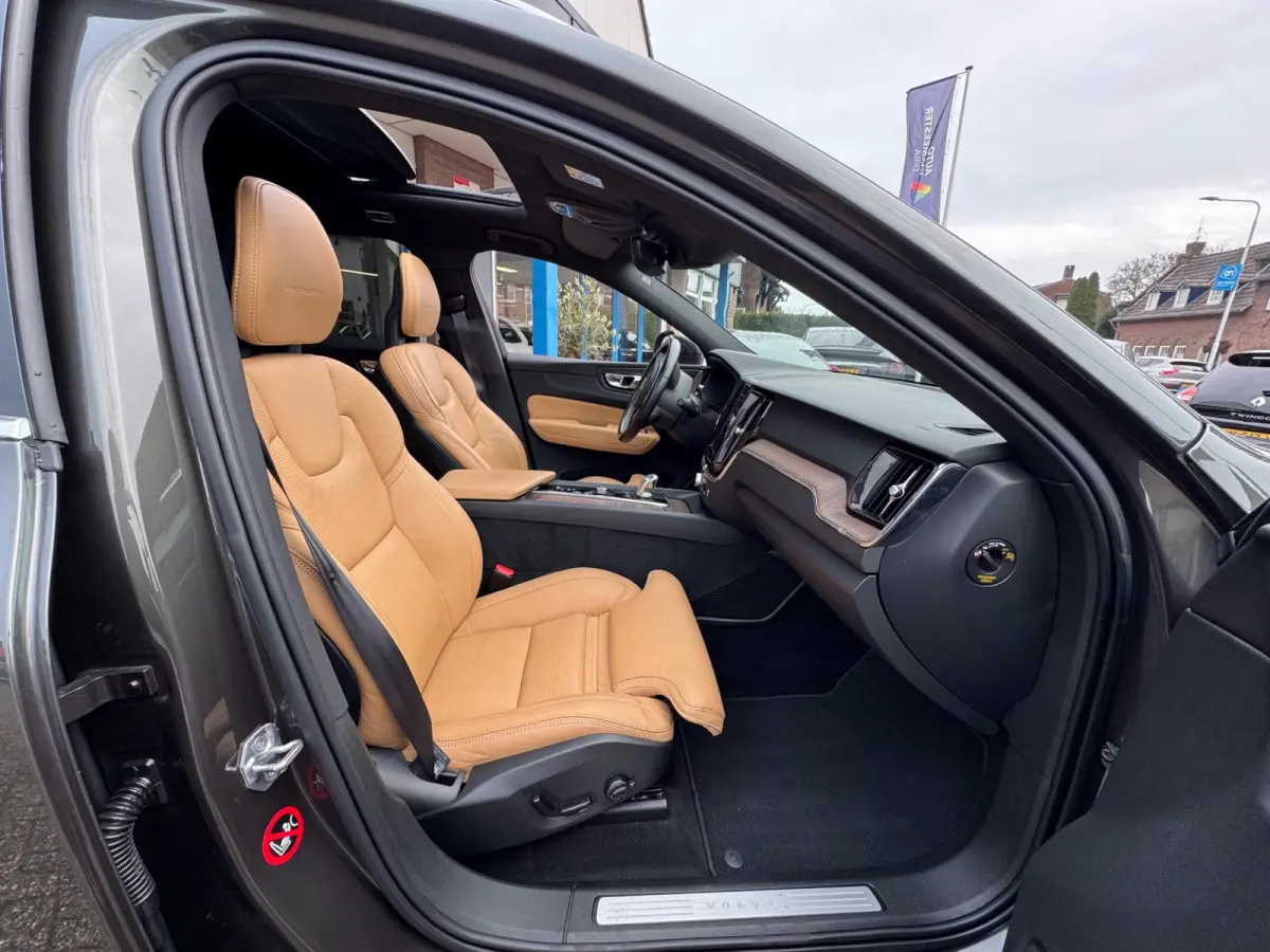 2.0 T8 Twin Engine AWD Inscription 2018 FULL NAP!
