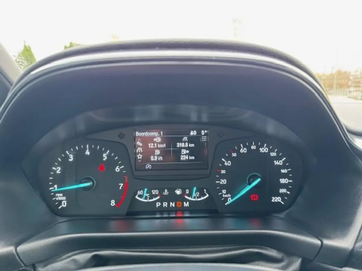 1.0 EcoBoost ST-Line X
