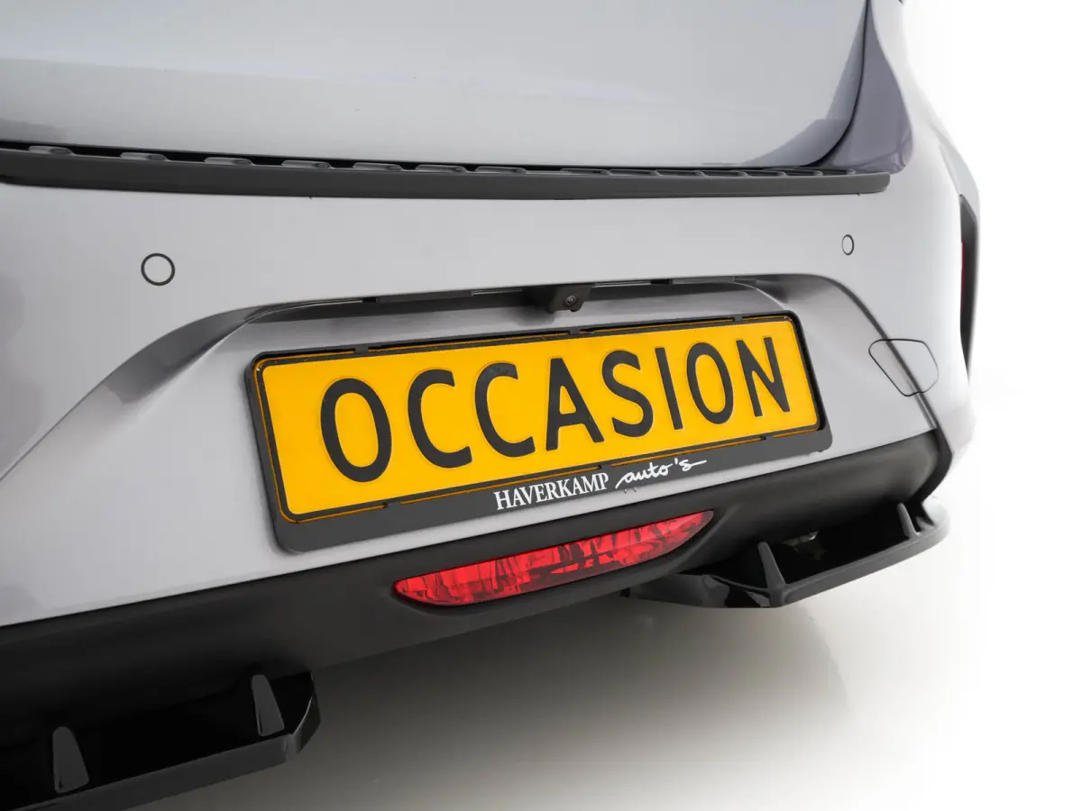 GS-Line Bitter-Edition 50 kWh [ 3-Fase ] (INCL-BTW) Aut.* HEATPUMP | LEATHER-MICROFIBRE | ADAPTIVE-CRUISE | CARPLAY | CCS-FASTLOADER | FULL-LED | HEATED-SPORTSEATS | DAB+ | ECC | LANE-ASSIST