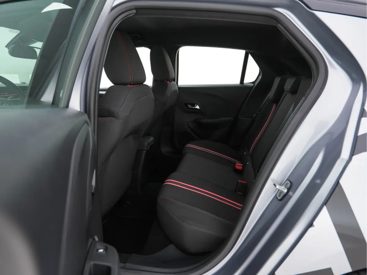 GS-Line Bitter-Edition 50 kWh [ 3-Fase ] (INCL-BTW) Aut.* HEATPUMP | LEATHER-MICROFIBRE | ADAPTIVE-CRUISE | CARPLAY | CCS-FASTLOADER | FULL-LED | HEATED-SPORTSEATS | DAB+ | ECC | LANE-ASSIST
