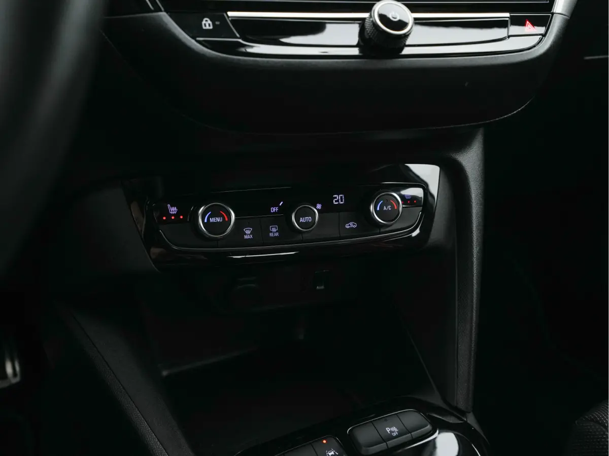 GS-Line Bitter-Edition 50 kWh [ 3-Fase ] (INCL-BTW) Aut.* HEATPUMP | LEATHER-MICROFIBRE | ADAPTIVE-CRUISE | CARPLAY | CCS-FASTLOADER | FULL-LED | HEATED-SPORTSEATS | DAB+ | ECC | LANE-ASSIST