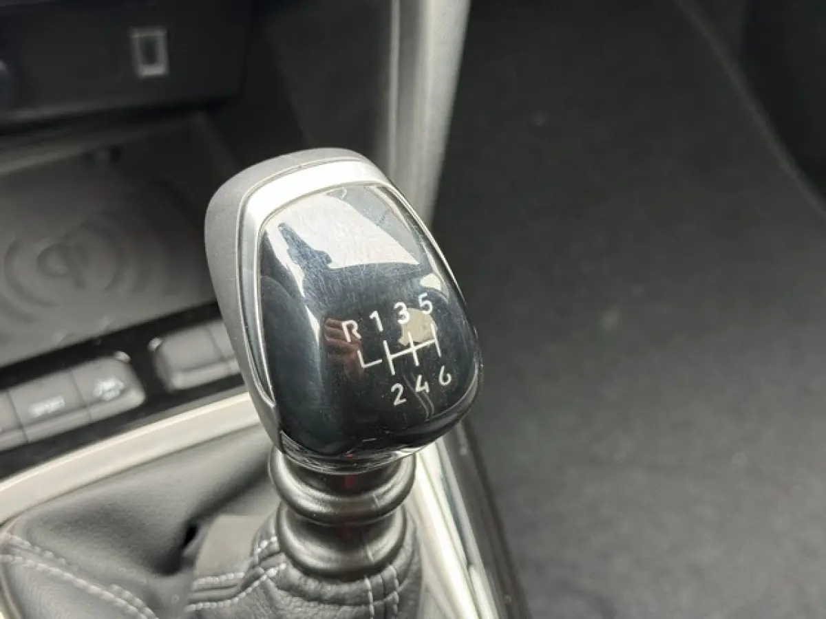 1.2 Turbo GS-Line LUXE met Groot-Navi/Camera, Climate Controle, Donker Glas, Armsteun