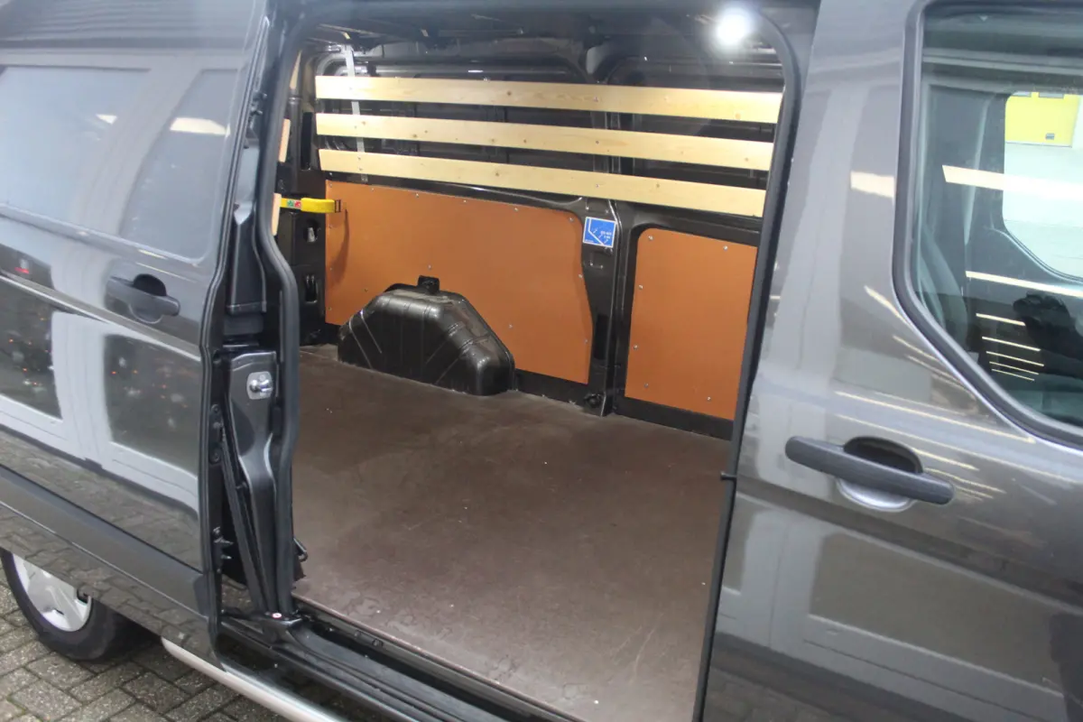 300 2.0 TDCI L2H1 Euro 6 Trend, Cruise Control, Airco, PDC V+A, Trekhaak, Prijs Is Rijklaar Ex Btw