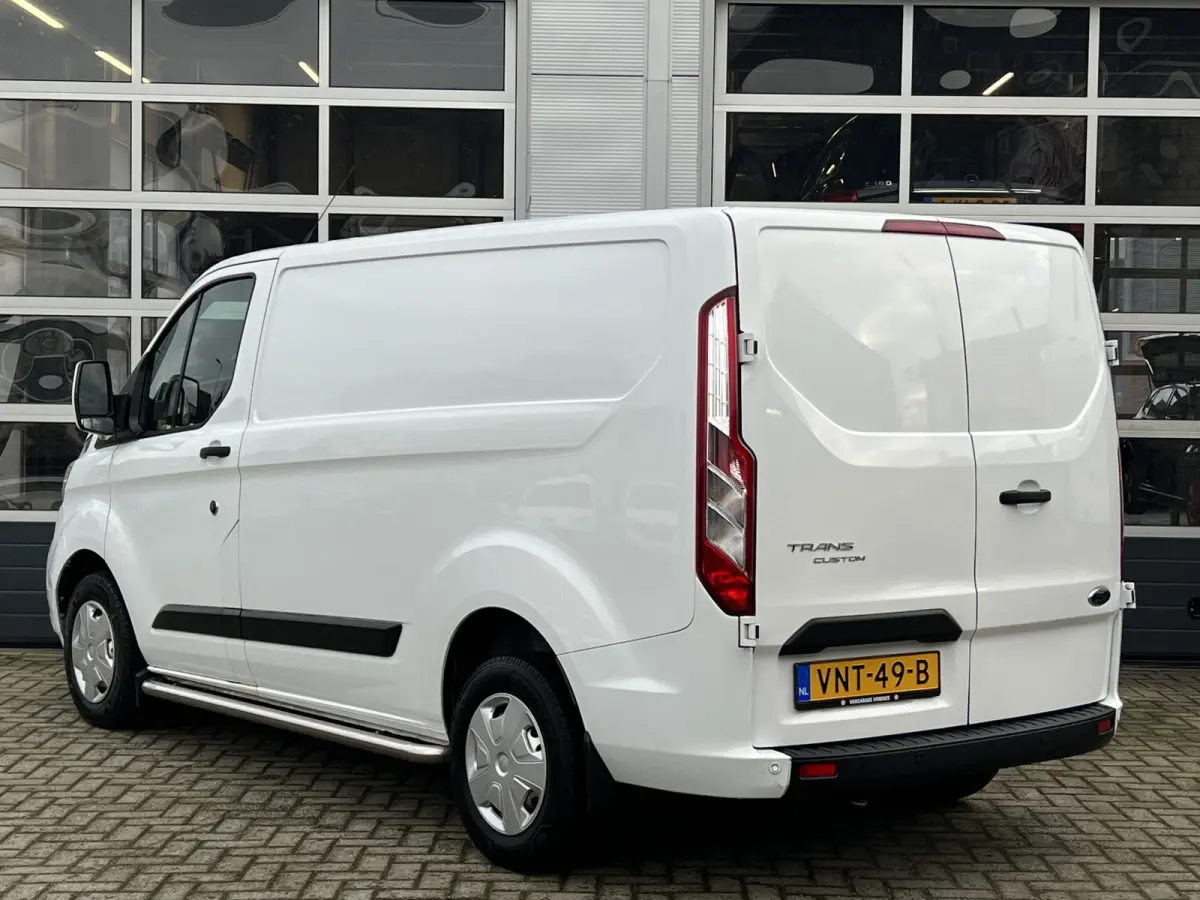 280 2.0 TDCI L1H1 Trend | Cruise Control | Parkeersensoren Voor en Achter | DAB | Airco | SideBars |