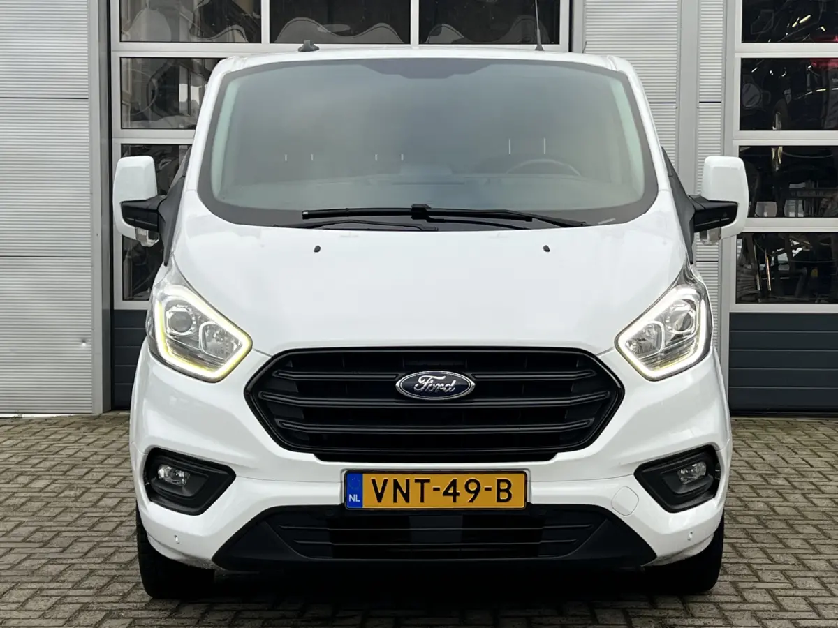 280 2.0 TDCI L1H1 Trend | Cruise Control | Parkeersensoren Voor en Achter | DAB | Airco | SideBars |