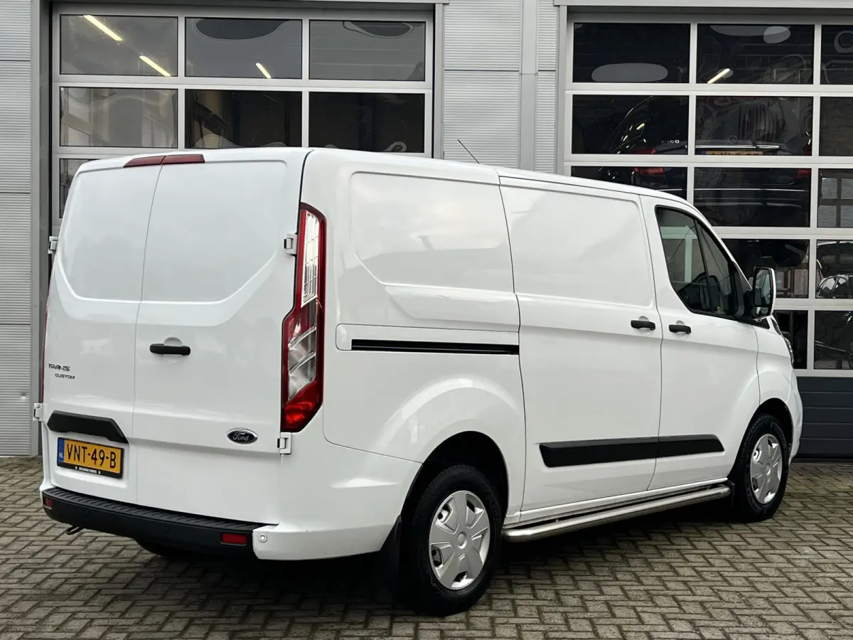 280 2.0 TDCI L1H1 Trend | Cruise Control | Parkeersensoren Voor en Achter | DAB | Airco | SideBars |