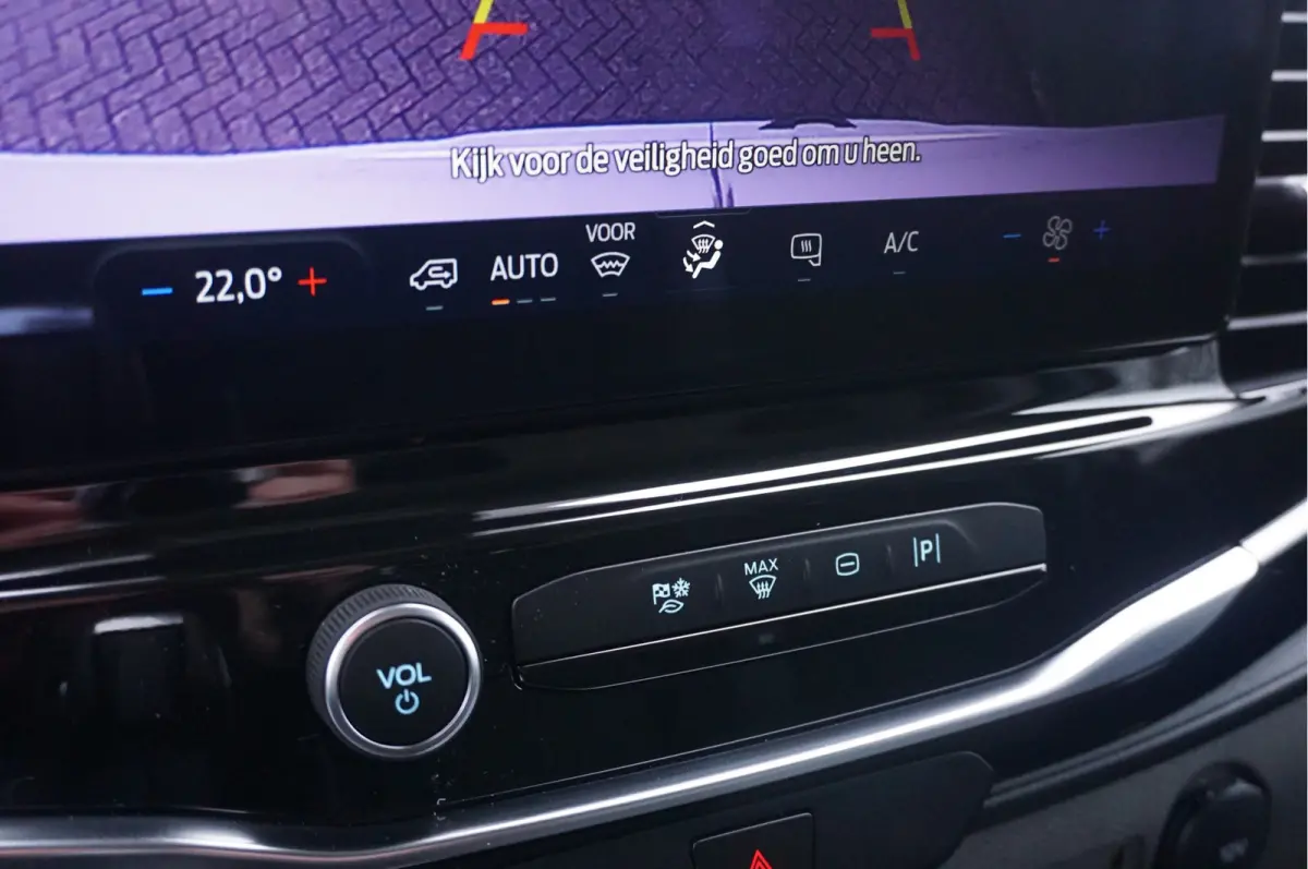 350L 170PK L3H2 Limited AUT BPM VRIJ!! 12" Sync4 Navi + Camera, LM Velg, Xenon!! NR. 225