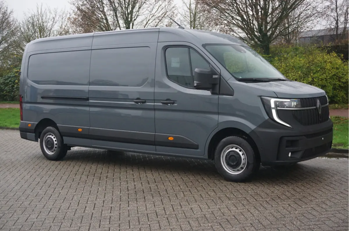 T35 170PK L3H2 BPM VRIJ!! 10" R-Link Navi, Camera, LED 270Gr Deur!! NR. 611