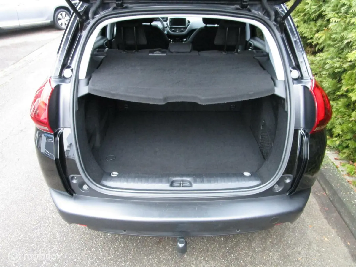 1.2 STYLE - NAVIGATIE - TREKHAAK - LMV