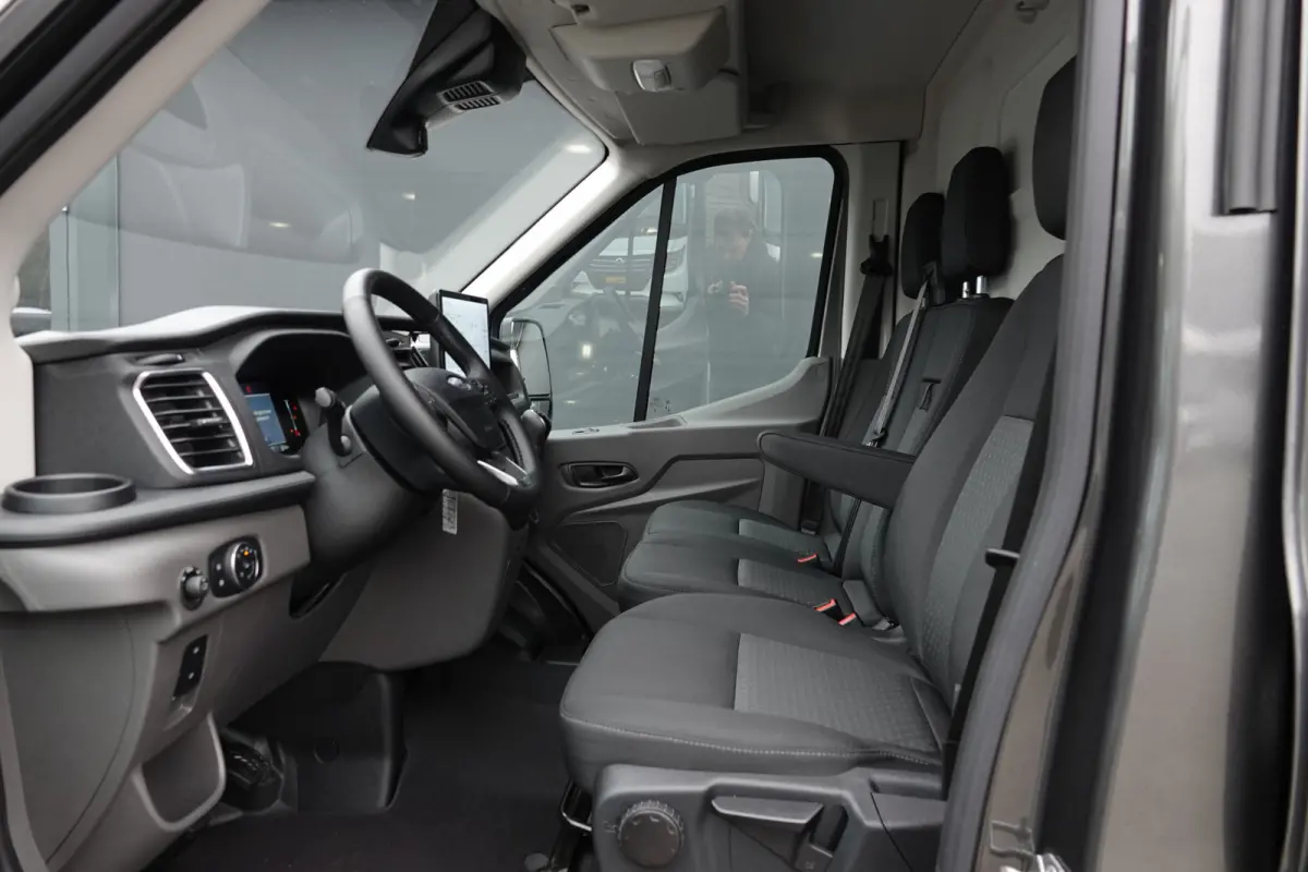 L2H2 2.0Tdci 130Pk | 310 | Raptor Edition | Virtual Cockpit | 360° camera | 2x Schuifdeur | 16'' | Magnetic Grey