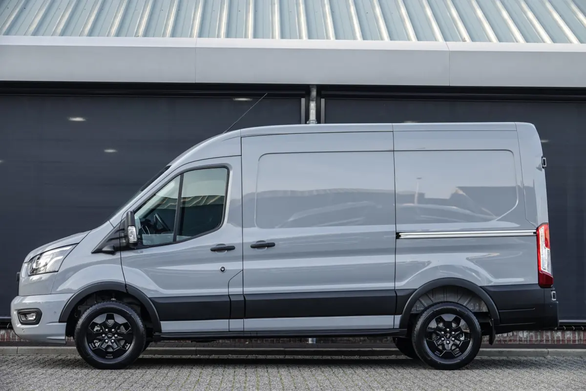 L2H2 2.0Tdci 130Pk | 310 | Raptor Edition | Virtual Cockpit | 360° camera | 2xSchuifdeur | 16'' | Grey Matter