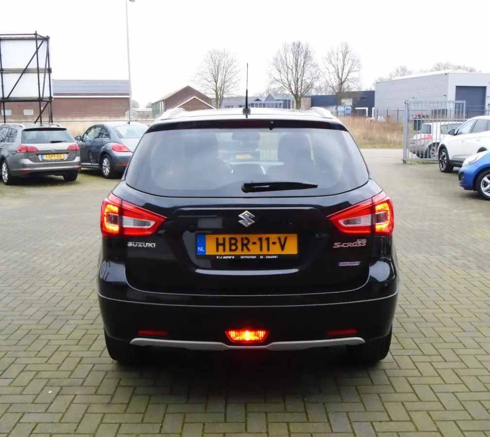 1.4 Boosterjet Select Smart Hybrid,Automaat,Navi,Camera