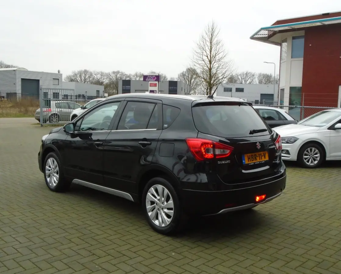 1.4 Boosterjet Select Smart Hybrid,Automaat,Navi,Camera