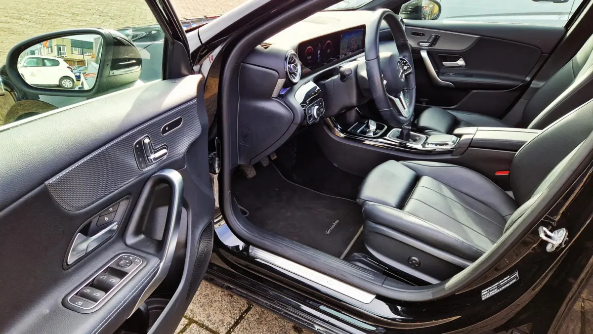 200 Premium Plus AMG-Line