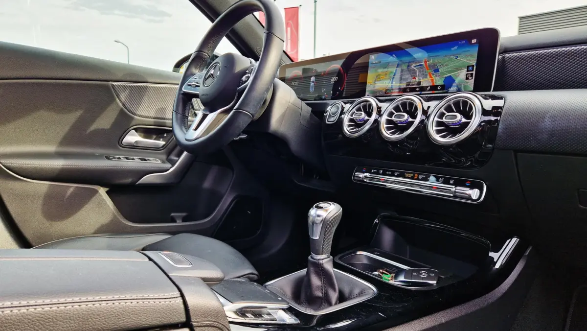 200 Premium Plus AMG-Line
