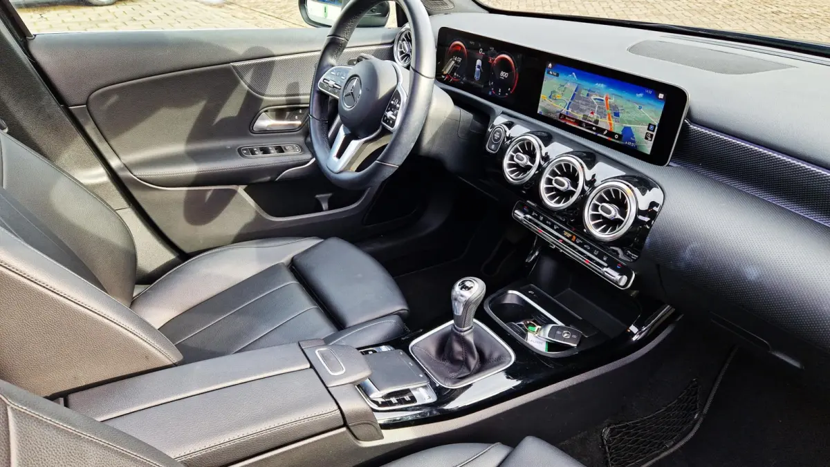 200 Premium Plus AMG-Line