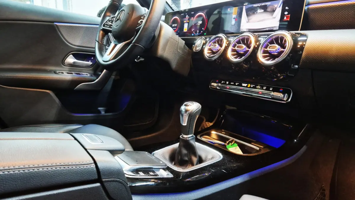 200 Premium Plus AMG-Line