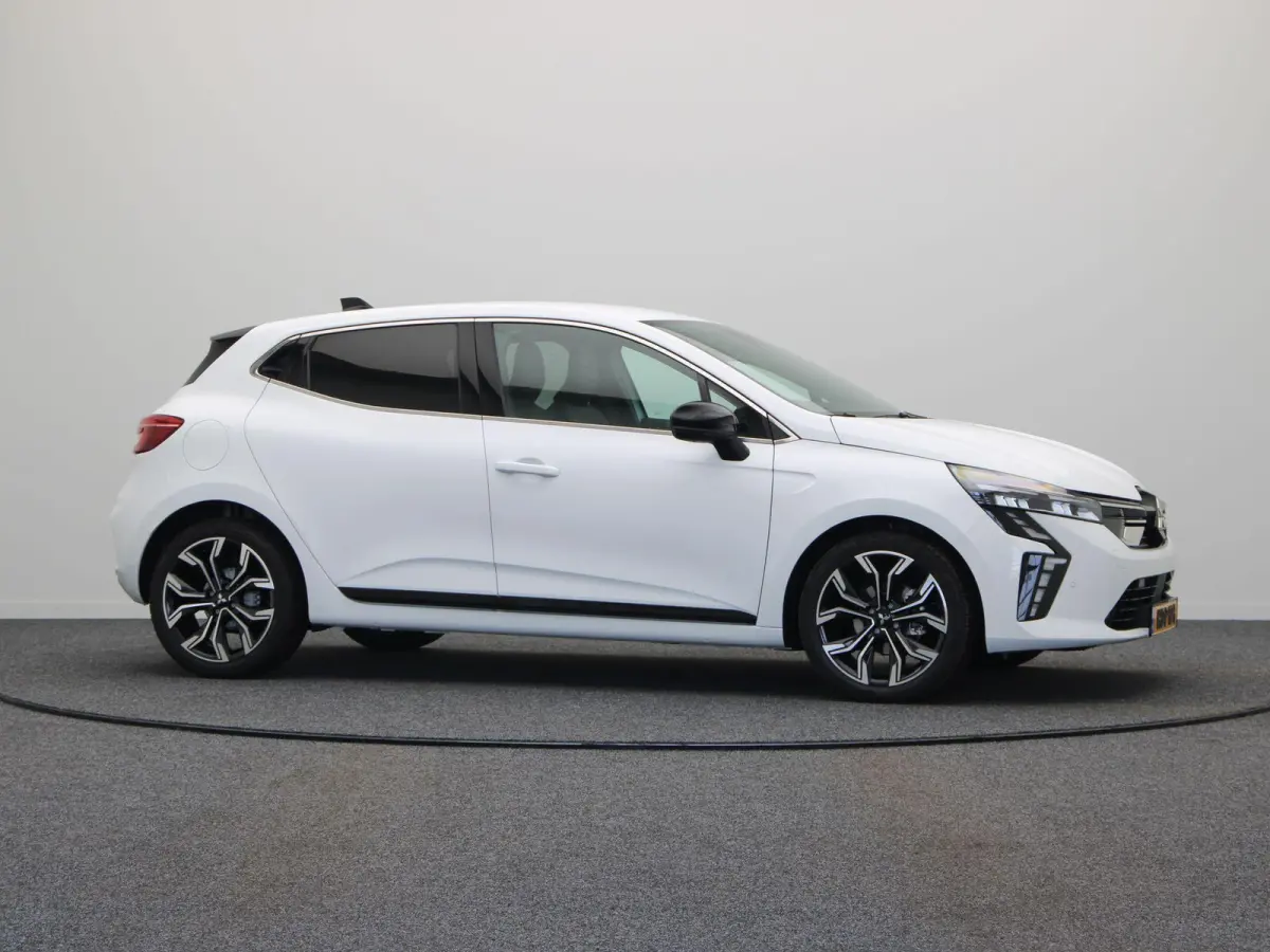 1.0T MT Intense+ | 8 jaar garantie | Stoel- en stuurwielverwarming | Adaptieve cruise control |