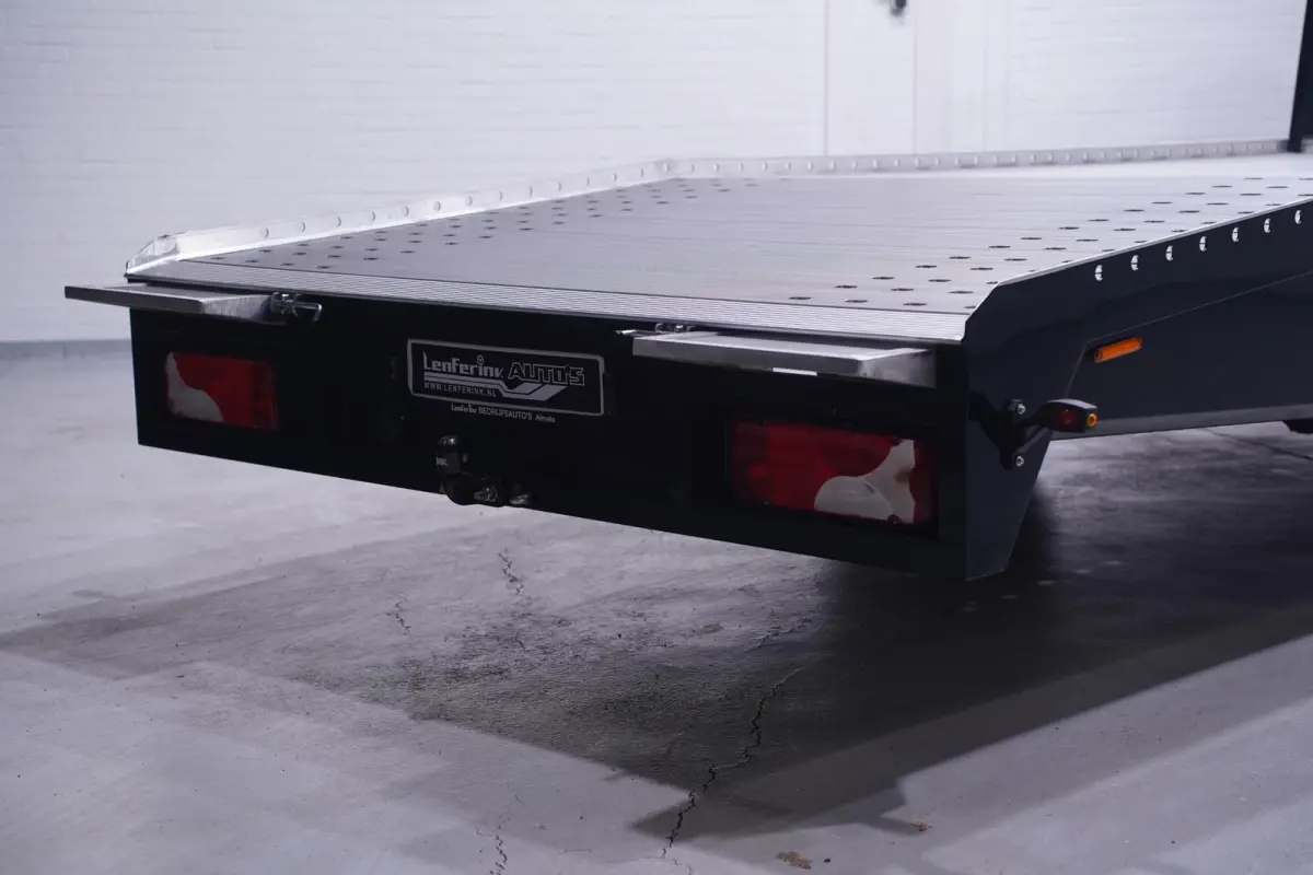 519 CDI V6 190 pk Aut. Autotransporter Airco Trekhaak 3.500 kg, Xenon, Cruise Control, 3-Zits