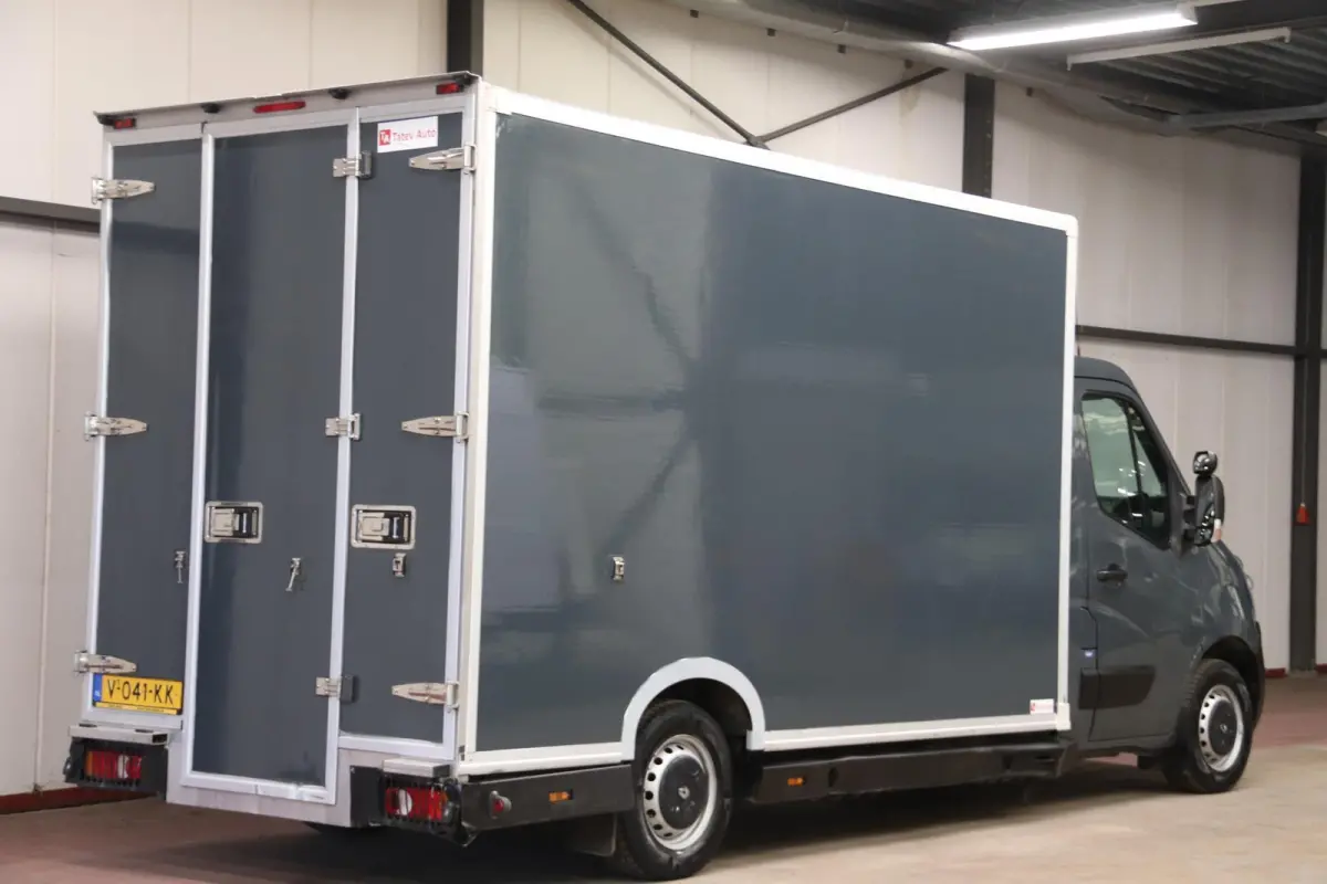 T35 2.3 dCi 170PK AUTOMAAT PAARDENWAGEN LOWLINER VERKOOPWAGEN