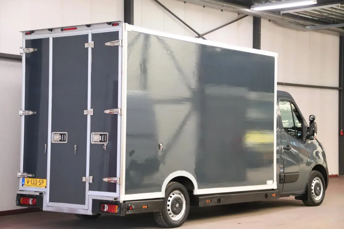 2.3 dCi 170PK AUTOMAAT LOWLINER VERKOOPWAGEN