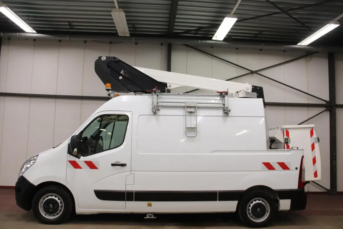 2.3 dCi AUTO HOOGWERKER HUBARBEITSBÜHNE NACELLE
