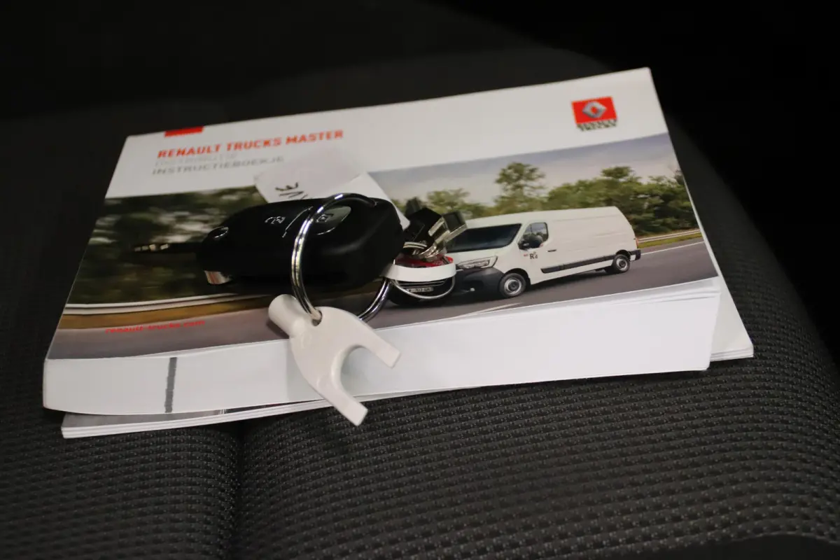 150PK AUTOMAAT LOWLINER VERKOOPWAGEN
