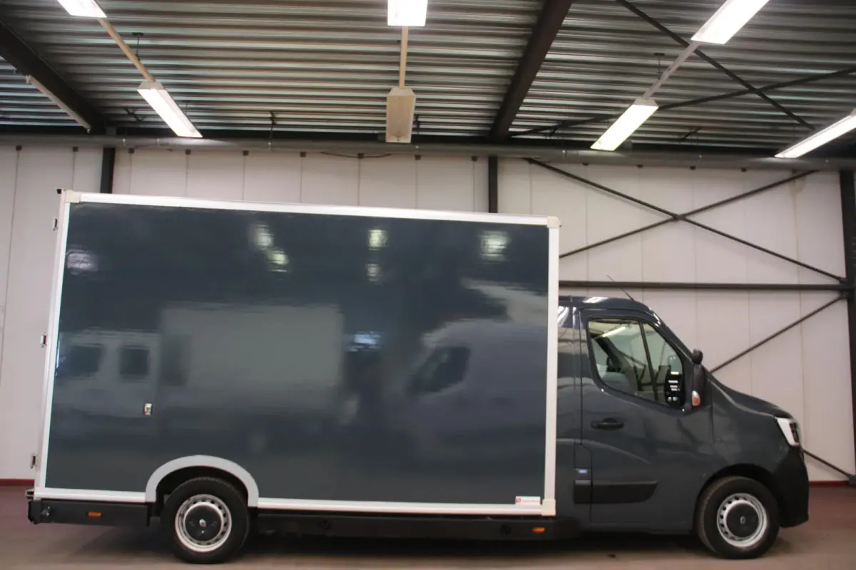 150PK AUTOMAAT LOWLINER VERKOOPWAGEN