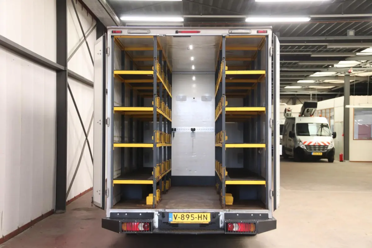 170PK AUTOMAAT PAARDENWAGEN LOWLINER VERKOOPWAGEN FOODTRUCK