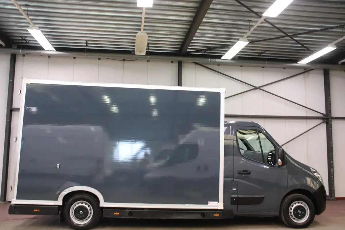 170PK AUTOMAAT PAARDENWAGEN LOWLINER VERKOOPWAGEN