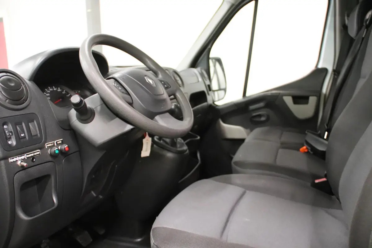 AUTO HOOGWERKER KLUBB K32 12 METER NACELLE FRANCE T35 2.3 dCi L2