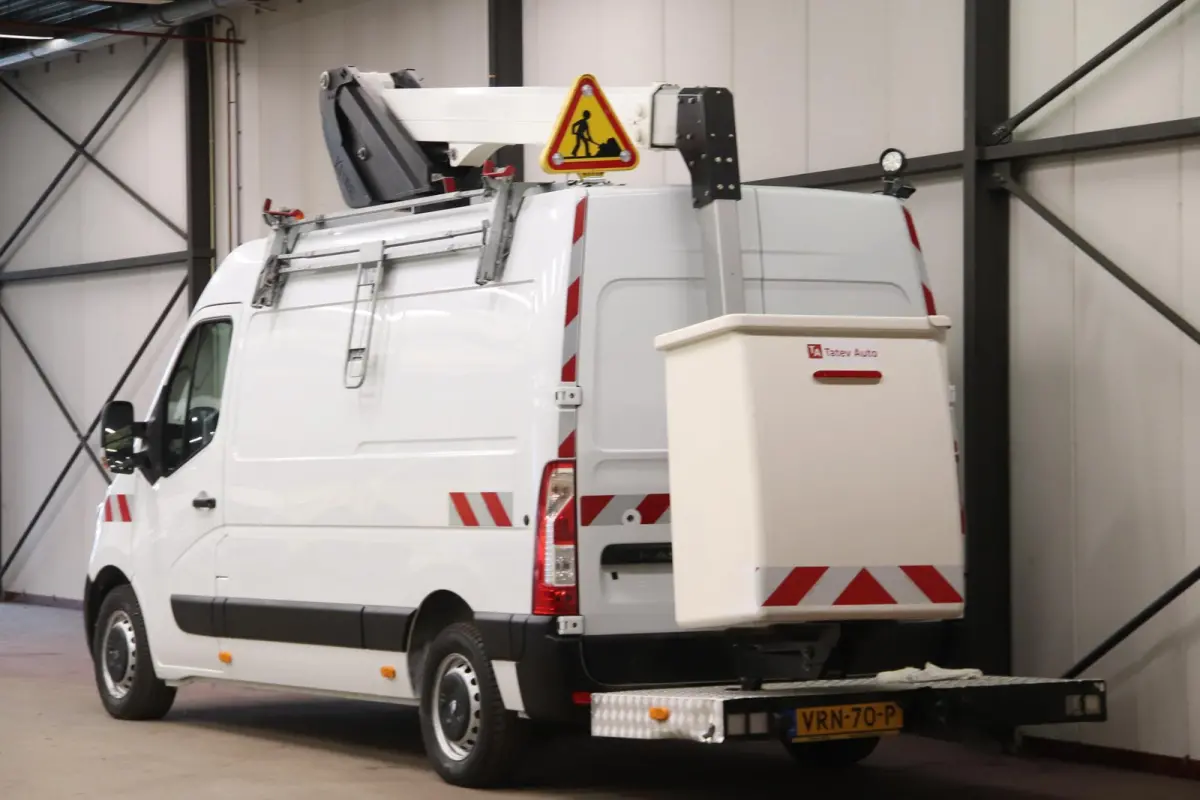 AUTO HOOGWERKER KLUBB K32 12 METER NACELLE FRANCE T35 2.3 dCi L2