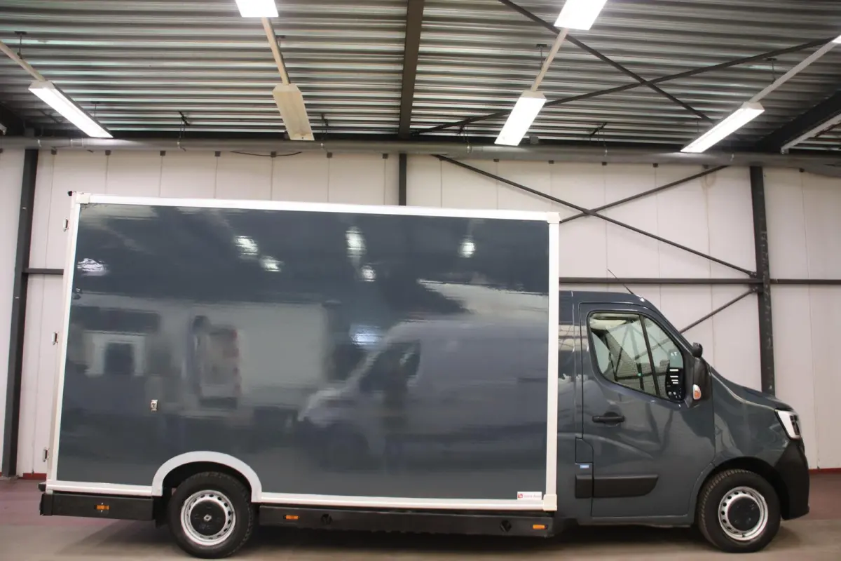 150PK AUTOMAAT LOWLINER VERKOOPWAGEN