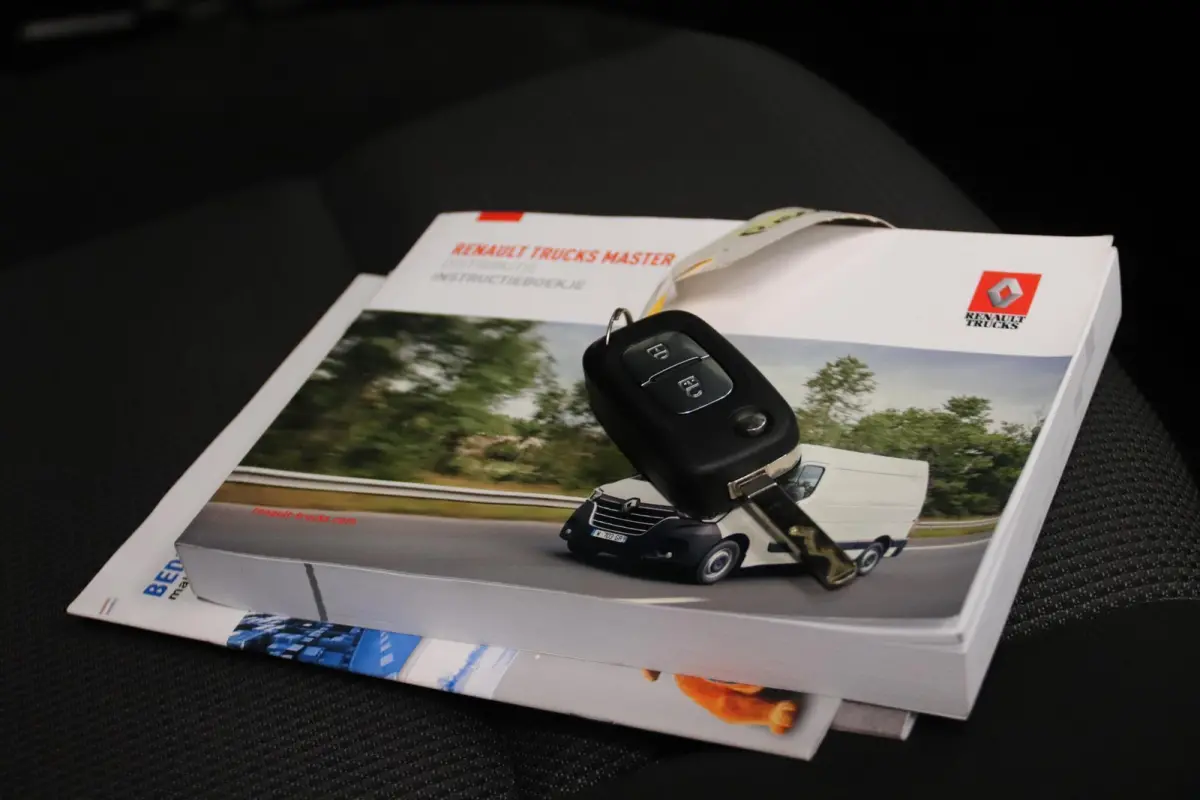 150PK AUTOMAAT LOWLINER VERKOOPWAGEN