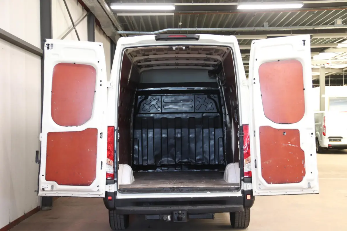 35S14V 2.3 L2H2 MET 3500 KG Trekvermogen