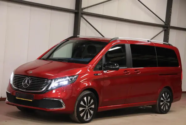 300 L2 Financial lease 650 euro per maand