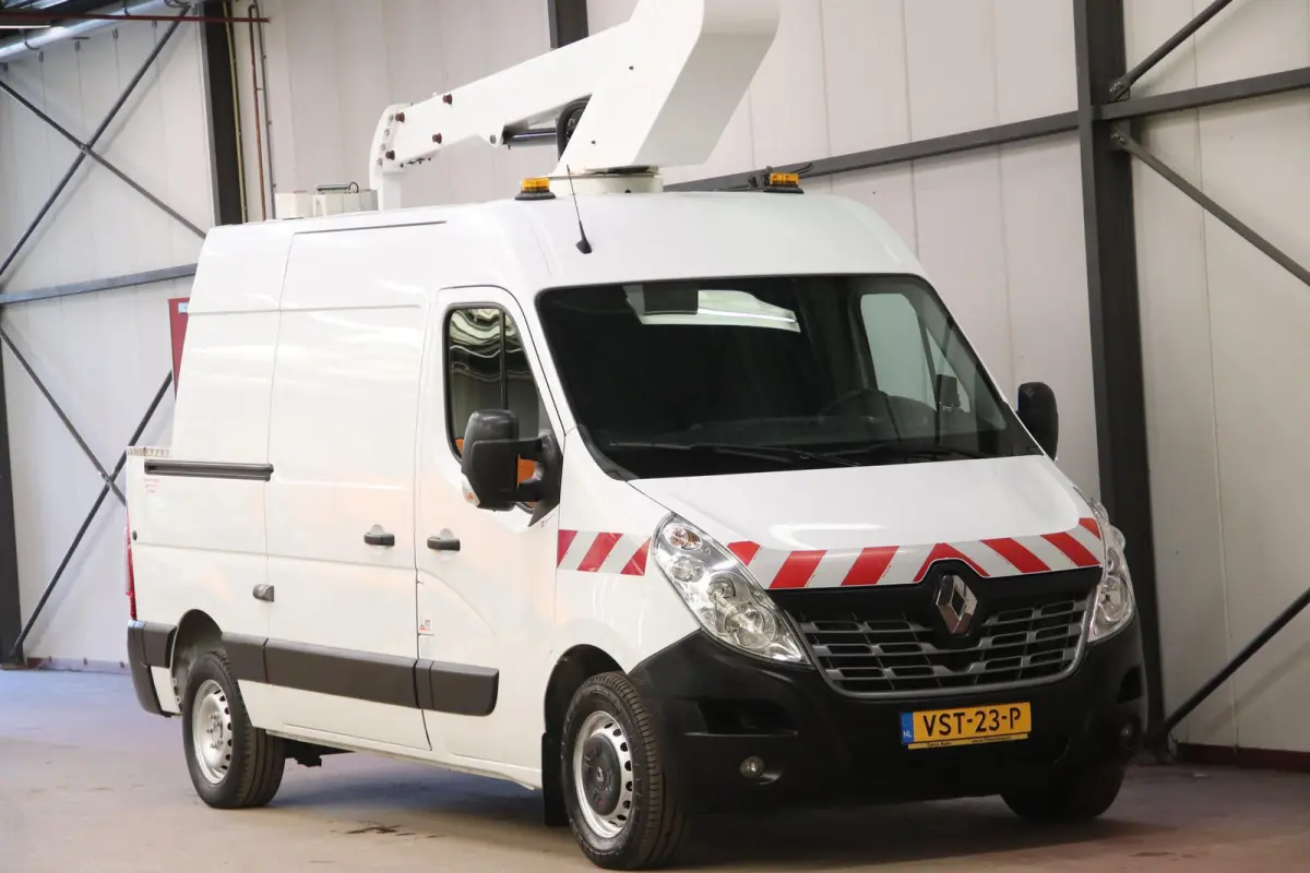 AUTOHOOGWERKER 12 METER NACELLE FRANCE ELEVATEUR 12M