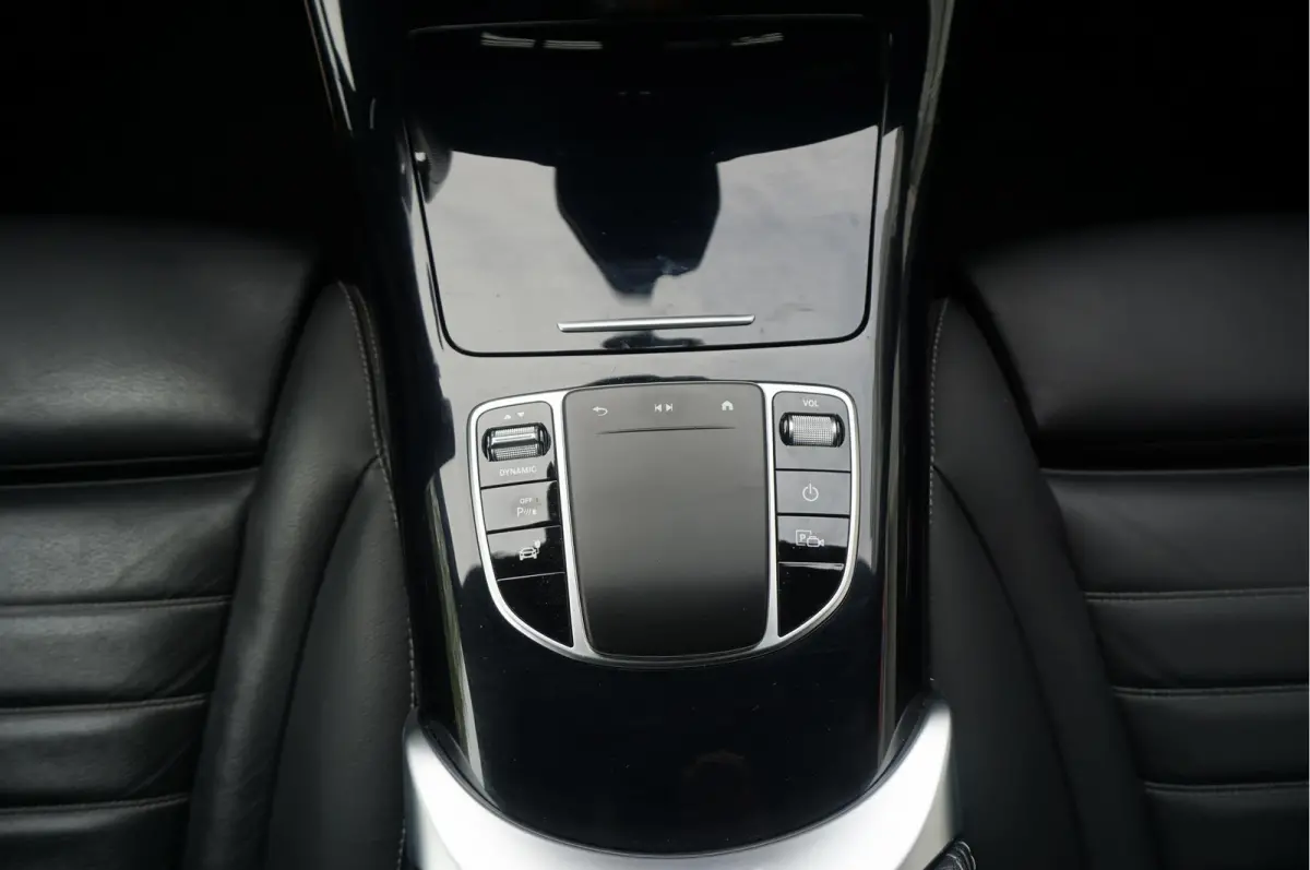 400 4MATIC AMG Line Premium Plus * BURMESTER * ADAPTIVE * Lane departure stuurcorrectie * Panoramadak * Sfeerverlichting * Vollederen interieur * Apple Carplay * Matrix LED * Junge Sterne 3/