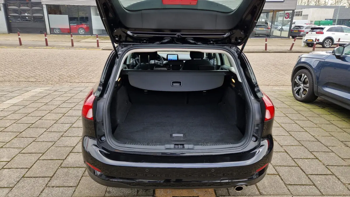 1.0 EcoBoost Connected
