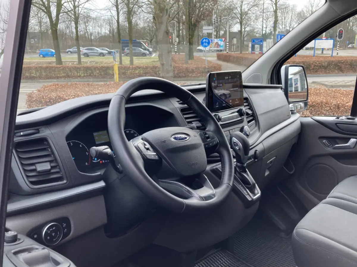 300 2.0 TDCI L1H1 Trend 130pk/96kW Automaat | BPM VRIJ! | | Dodehoek | Multimediascherm | Carplay | Camera | Voorruitverwarming | etc. etc. 79885