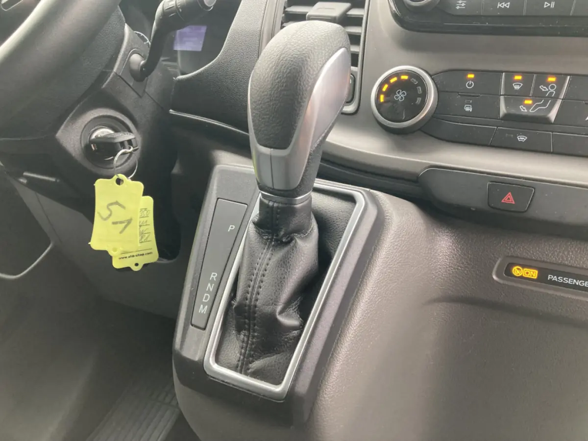 300 2.0 TDCI L1H1 Trend 130pk/96kW Automaat | BPM VRIJ! | | Dodehoek | Multimediascherm | Carplay | Camera | Voorruitverwarming | etc. etc. 79885