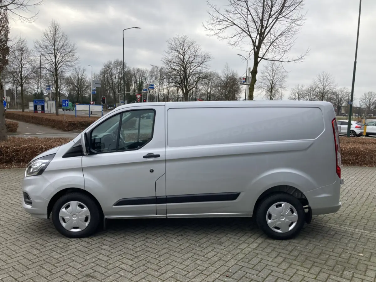 300 2.0 TDCI L1H1 Trend 130pk/96kW Automaat | BPM VRIJ! | | Dodehoek | Multimediascherm | Carplay | Camera | Voorruitverwarming | etc. etc. 79885