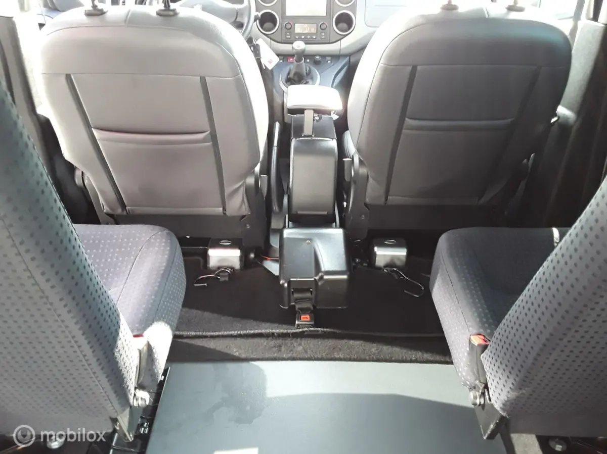 1.2 PureTech Active Rolstoelauto